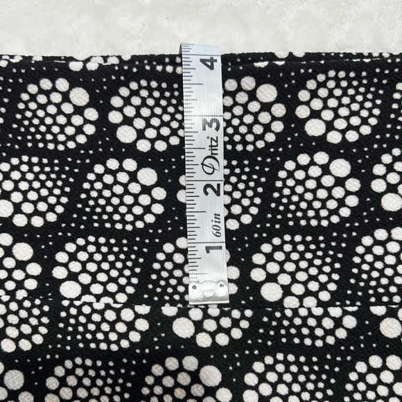NEW Pencil Skirt High Waist Geometric LuLaRoe Cassie Black White Small S NWT - Picture 7 of 16